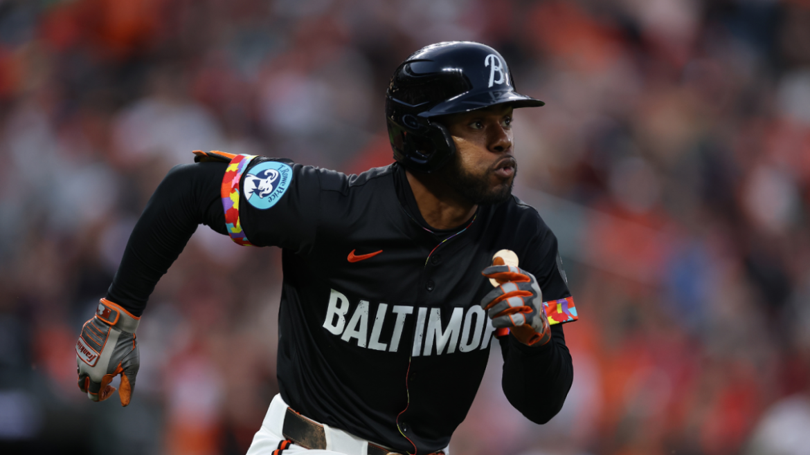 Mets Acquire Mullins to Bolster Outfield