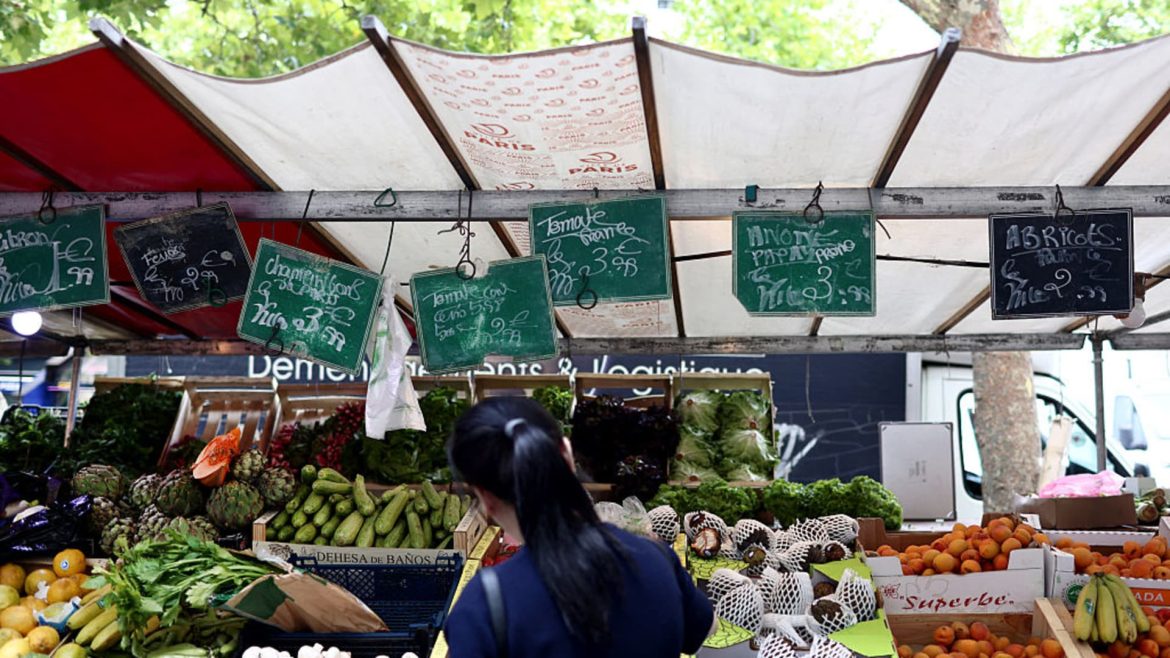 Euro Zone Inflation Stays at 2% in July