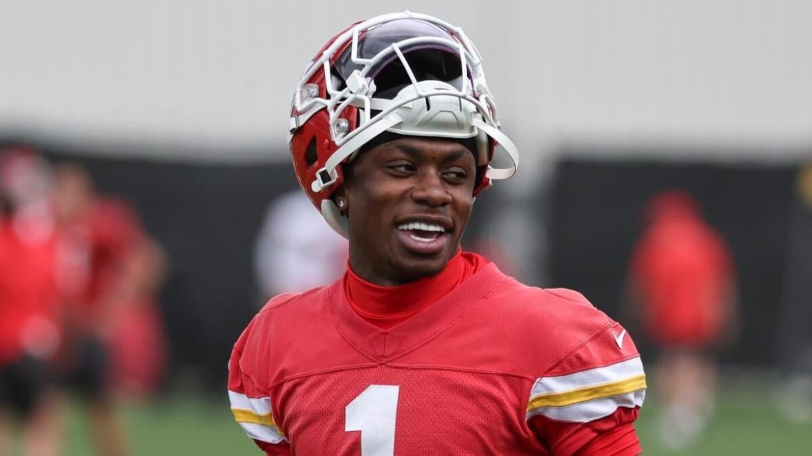 Chiefs’ Worthy Cleared After Concussion Scare