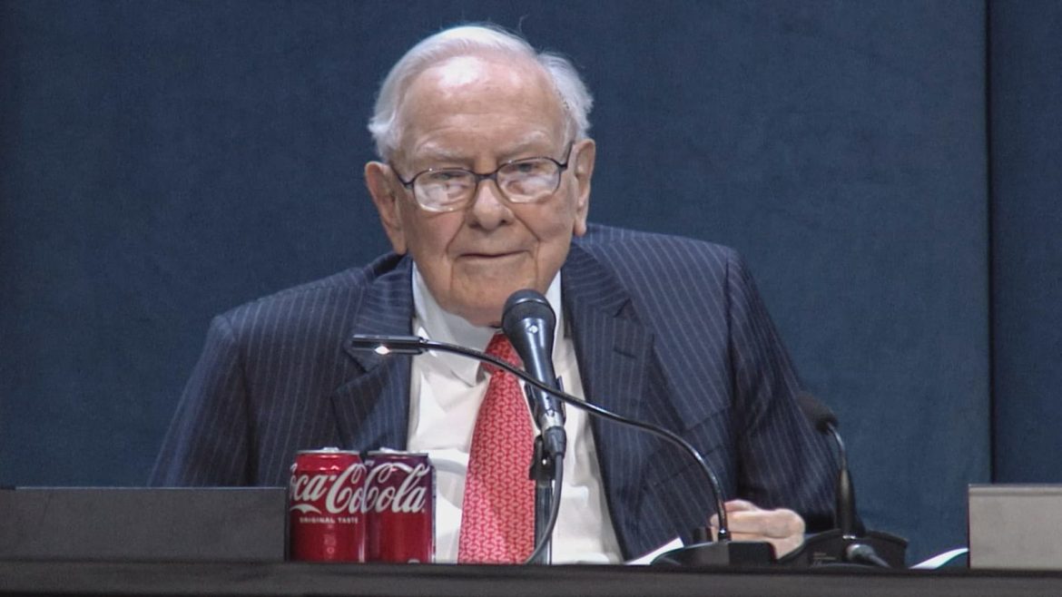 Berkshire’s Earnings Dip Amid Tariff Fears
